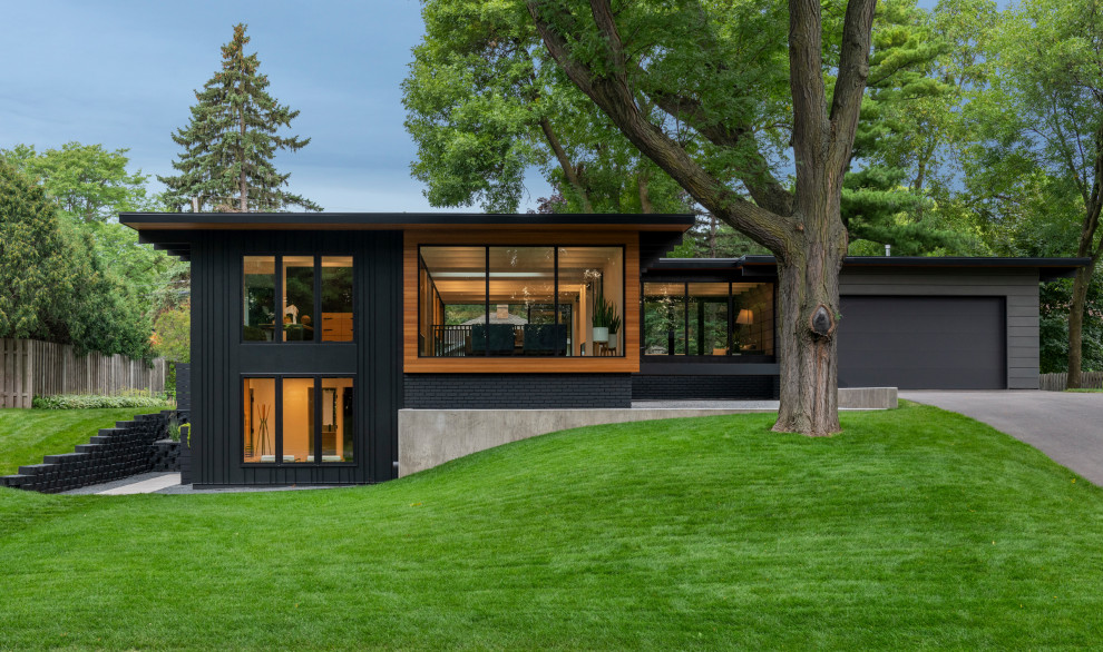 Mid-Century Einfamilienhaus mit Flachdach in Minneapolis