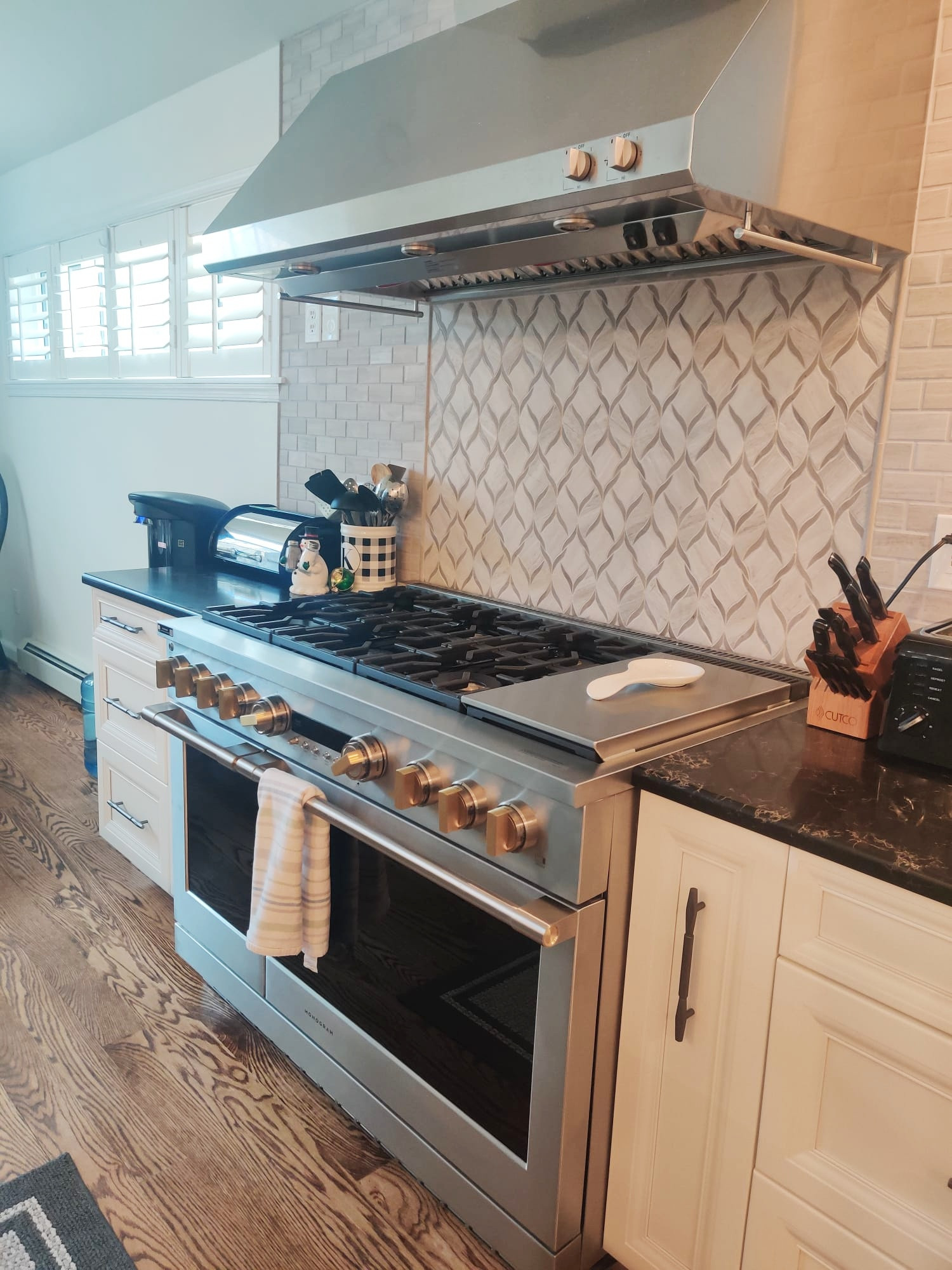 Classic Kitchen in Maple Glen, PA