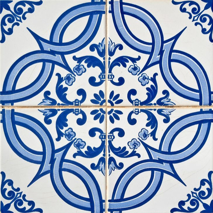 4" X 4" Blue and White Valencia Peel And Stick Tiles