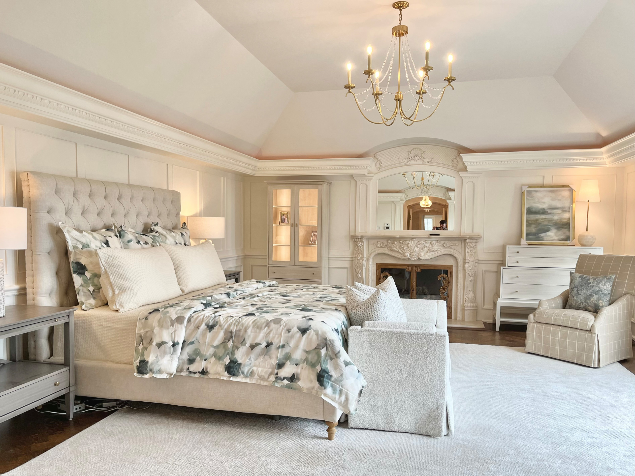 Lake Minnetonka Residence - Primary Bedroom