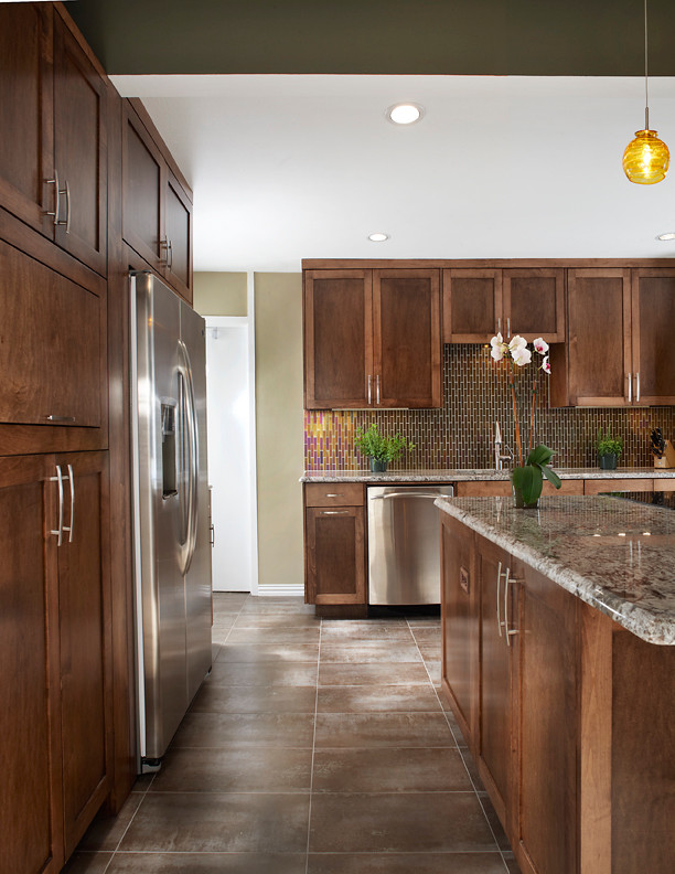 Inspiration for a transitional kitchen remodel in Dallas