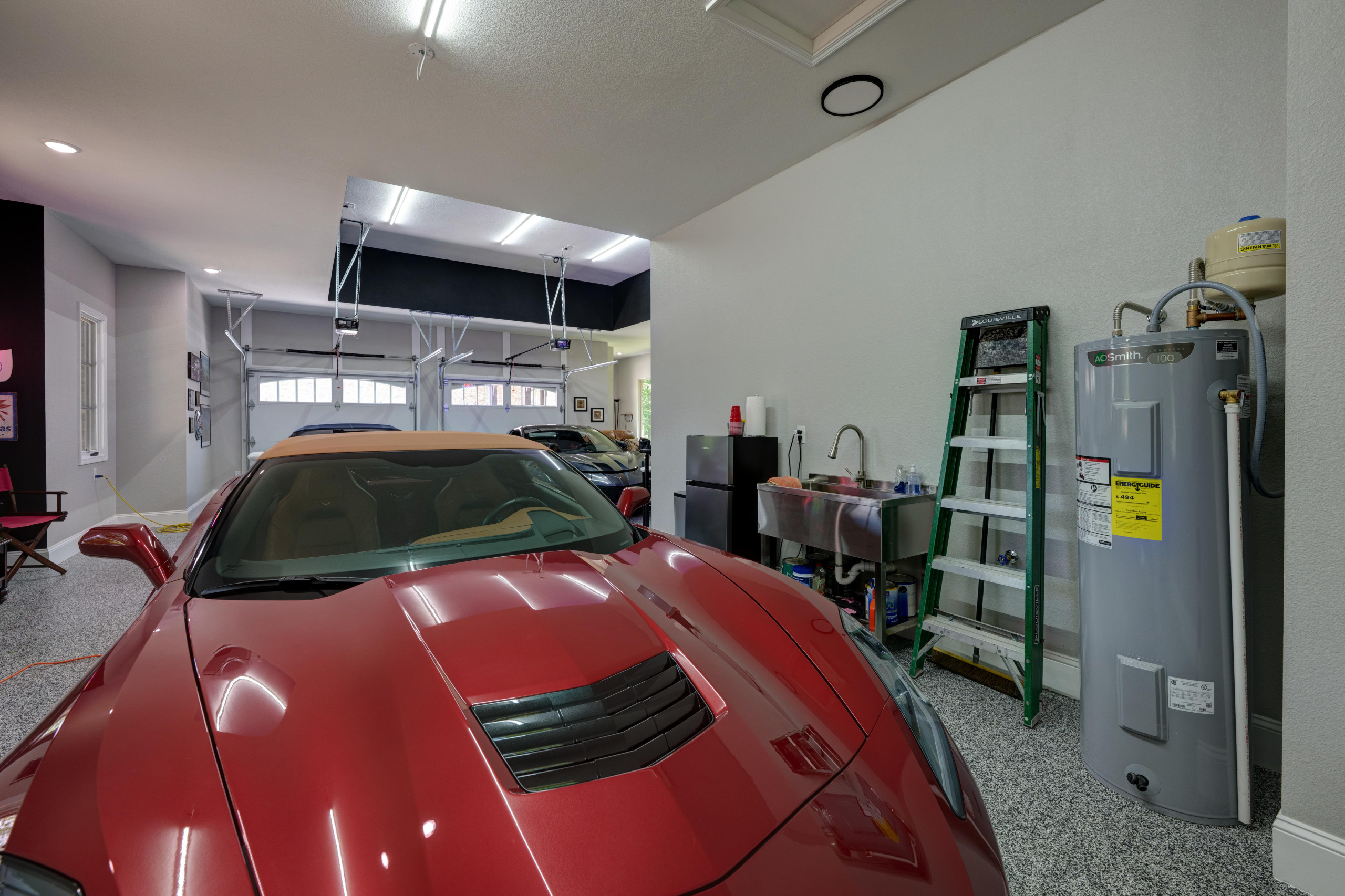 247 Forest Hill Drive - Garage