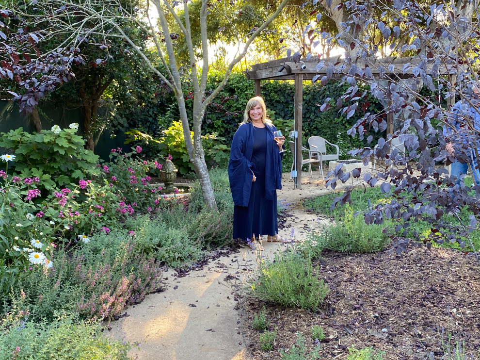 Inspiration for a country backyard garden in Santa Barbara with a garden path.