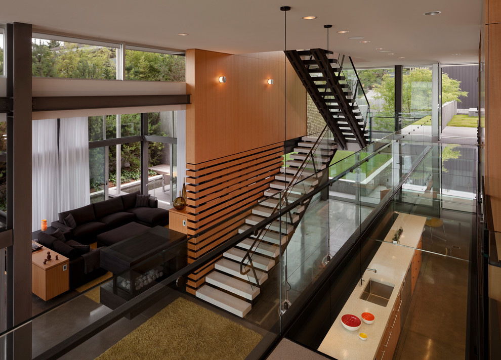 Design ideas for a modern staircase in Seattle.