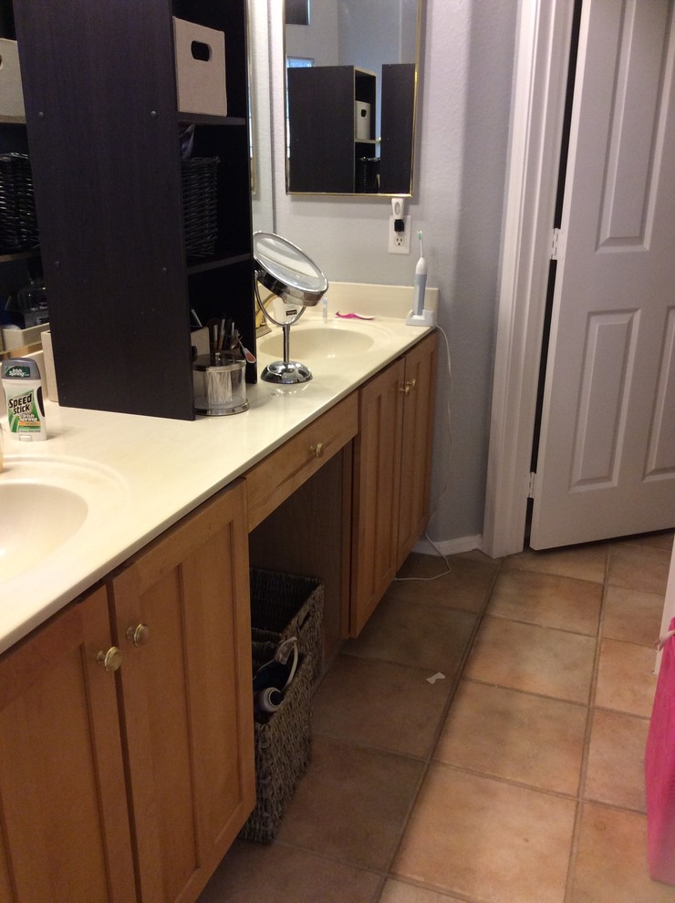 What color should I paint my bathroom vanity?
