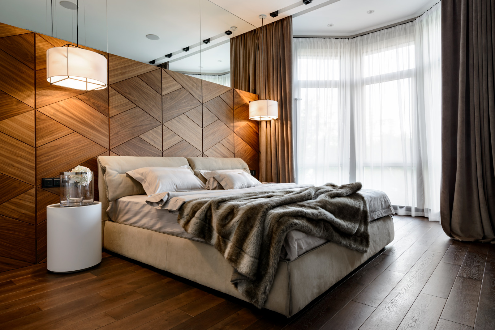 "Выбор лучших"  Трехкомнатная квартира 125 м.кв.