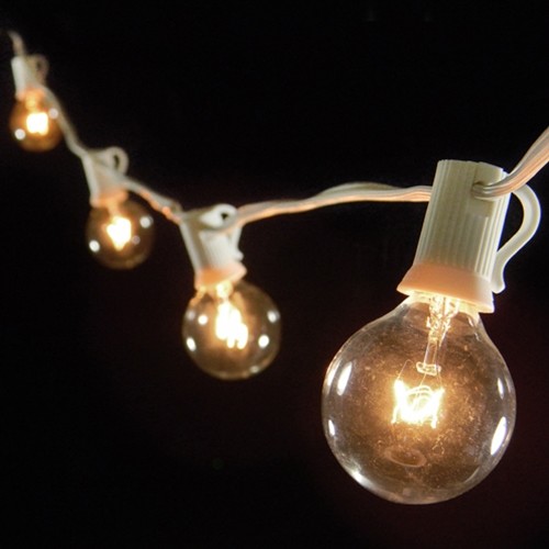 modern-holiday-lighting.jpg