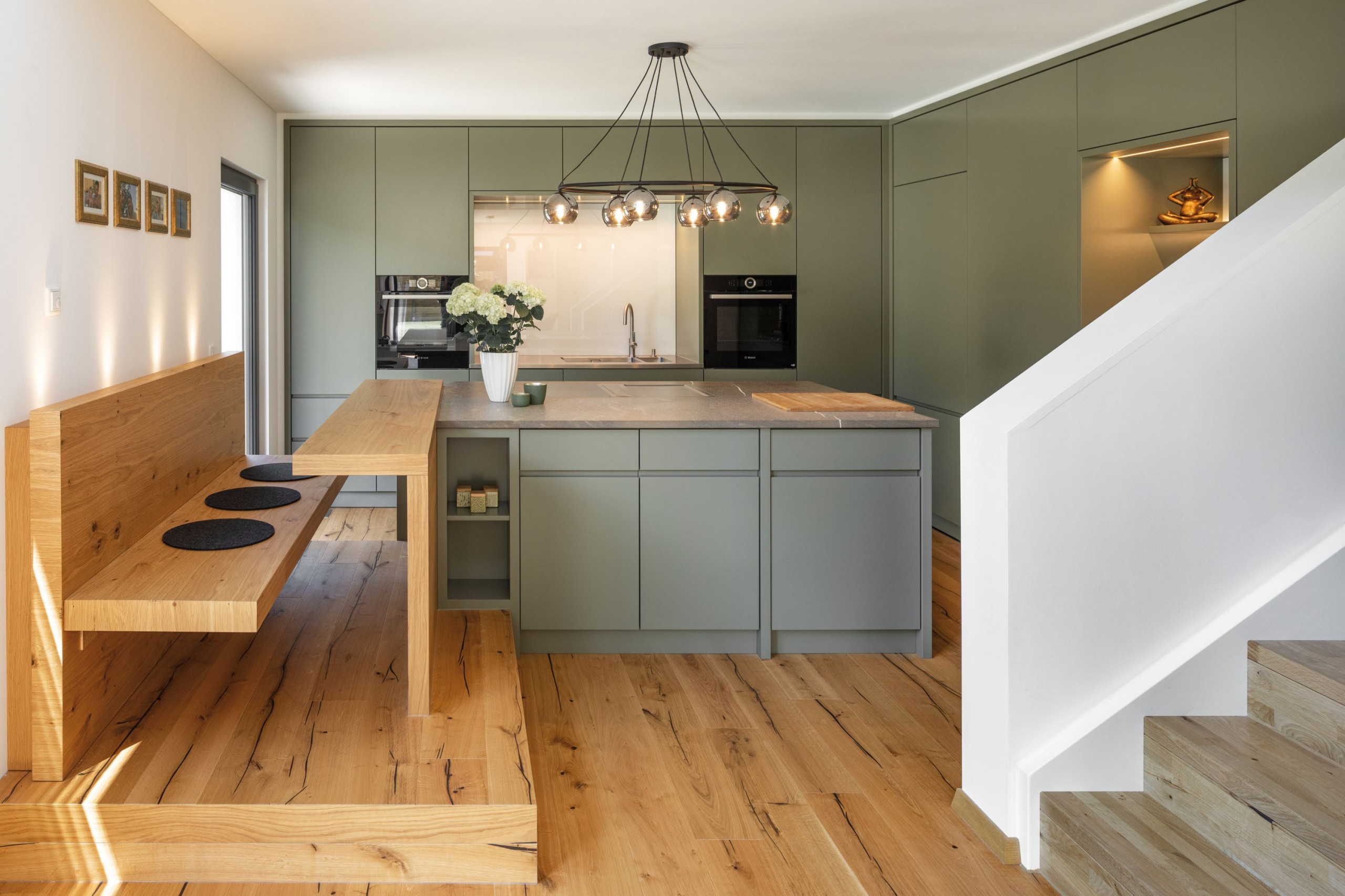 75 Moderne Küchen mit Kücheninsel Ideen & Bilder - September 2023 | Houzz DE