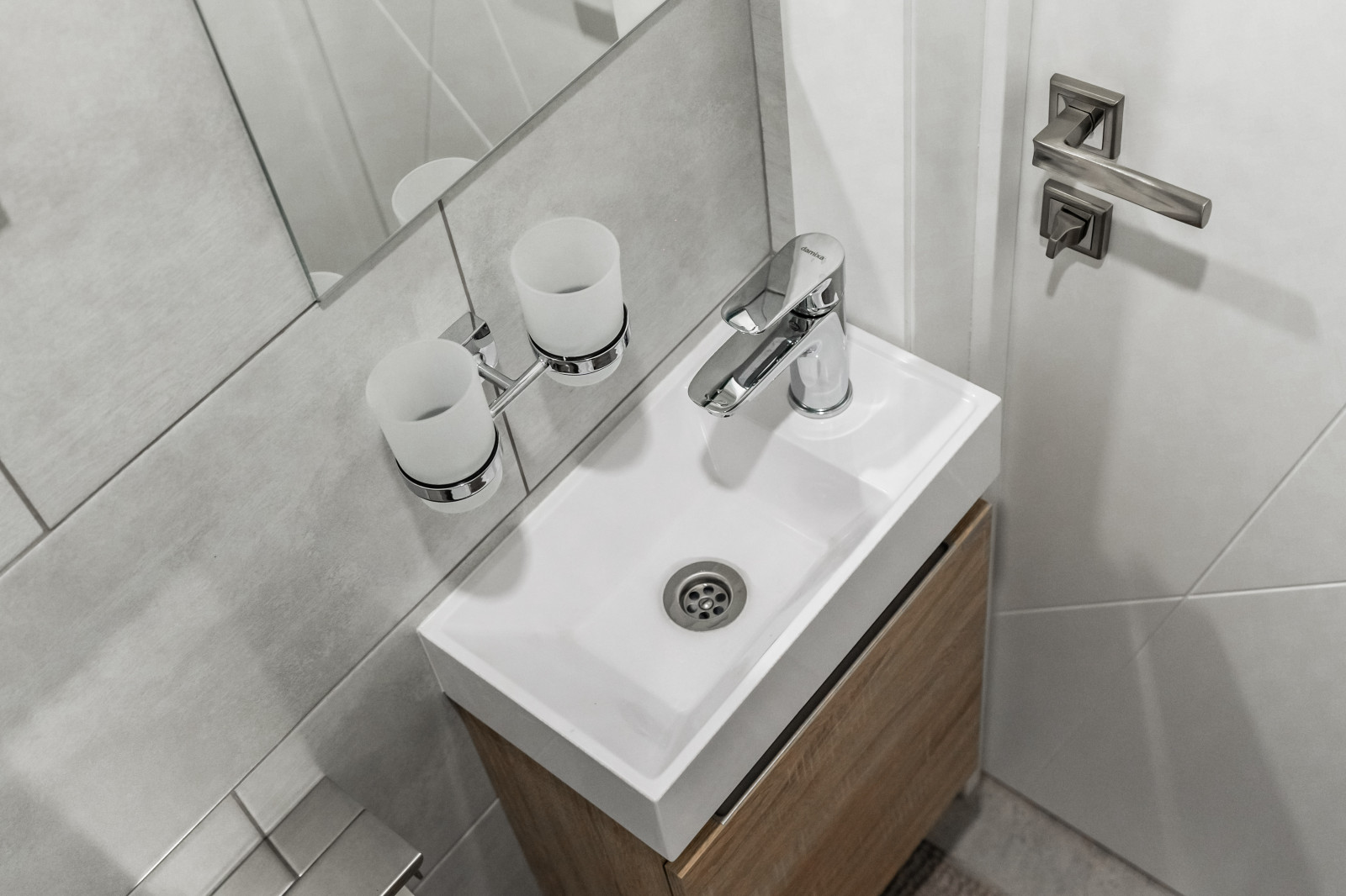 Усть-Луга, 2х комнатная квартира для проживания специалистов, комплектация