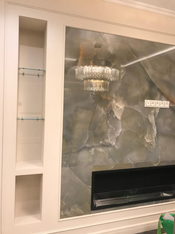 Стеклянные полочки в ванную