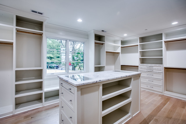 Closet transitional-wardrobe