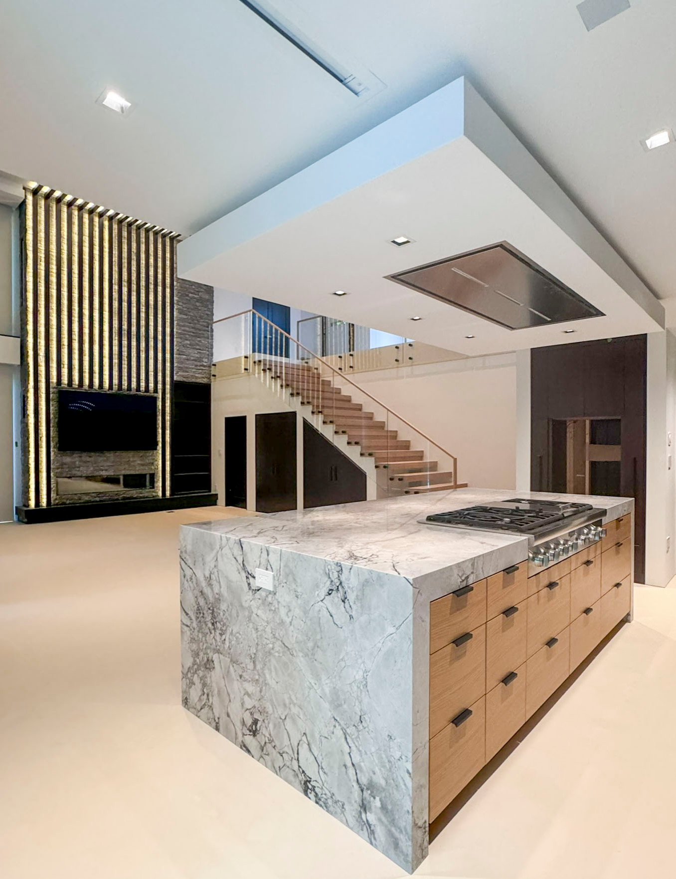 126_Visually Open and Light Contemporary Staircase, Mclean, VA 22102