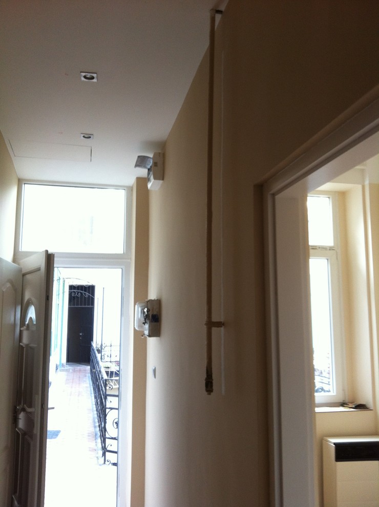 How to hide a pipe on the wall?