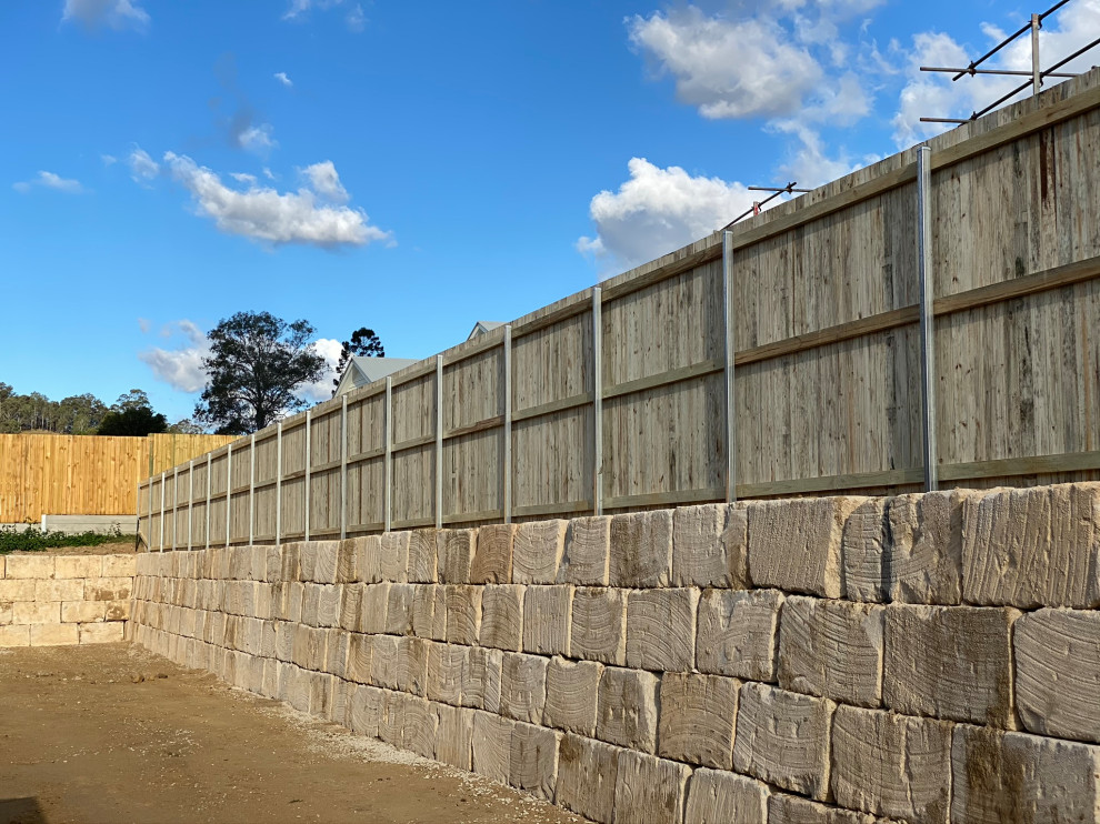 Rock Walls By Listonia
