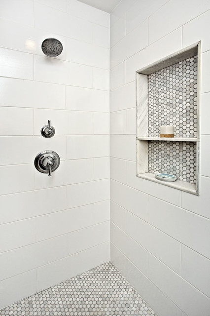 Coordinated Accent Tile klassisk-badevaerelse
