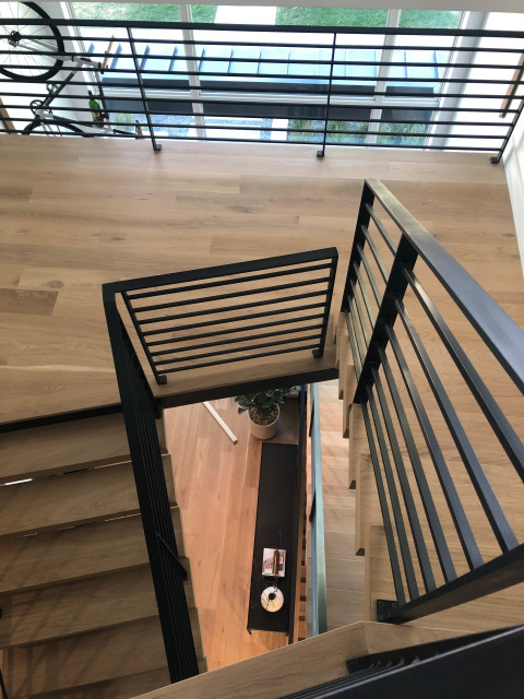 Madison contemporaneo-escalera