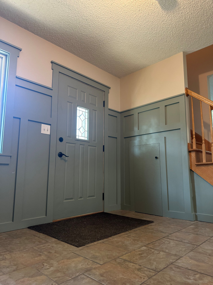 Windsor One Craftsman style trim pairs with board and batten accents.