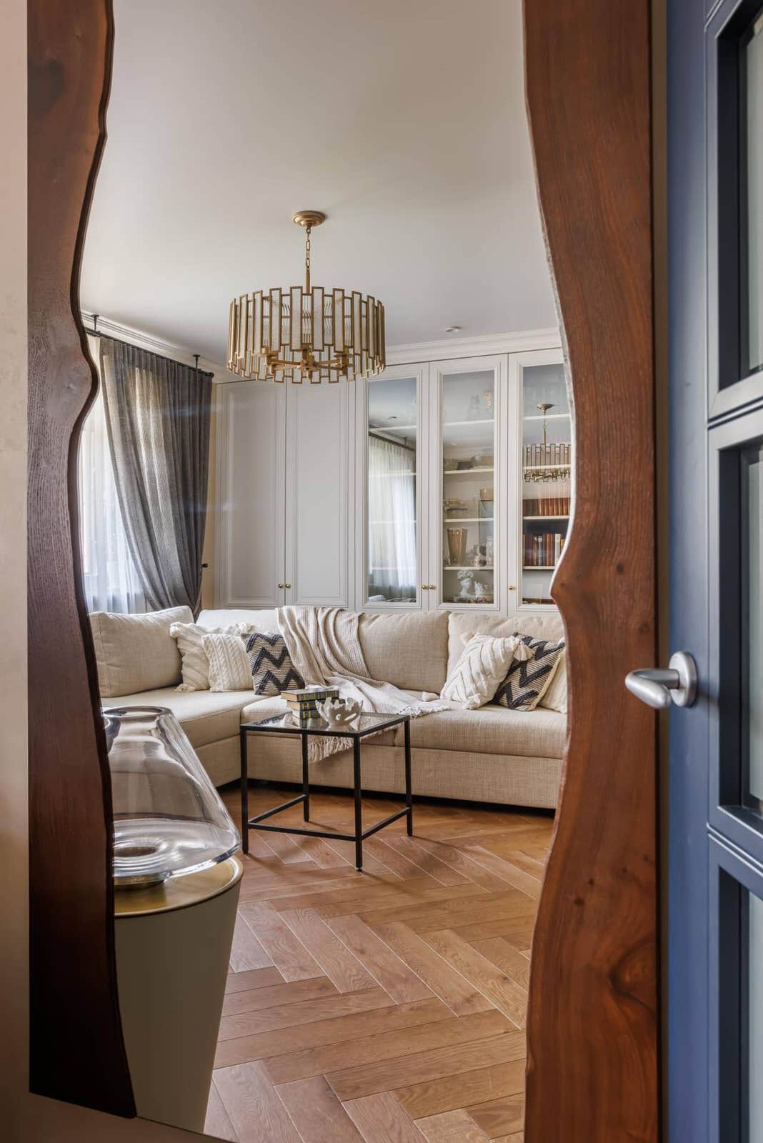 Дизайн и ремонт квартиры в КП «Новогорск» — Единство противоположностей