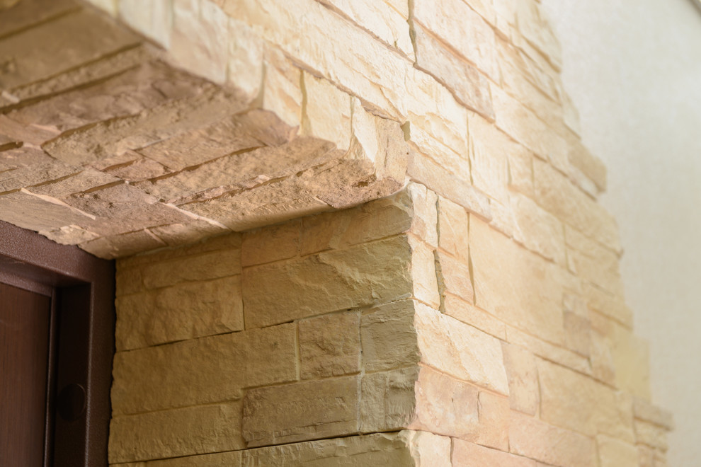 Прихожая в новостройке на 1 Мая