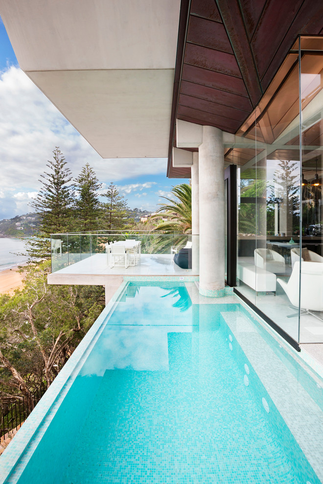 Inspiration for a mid-sized contemporary rectangular lap pool in Sydney.