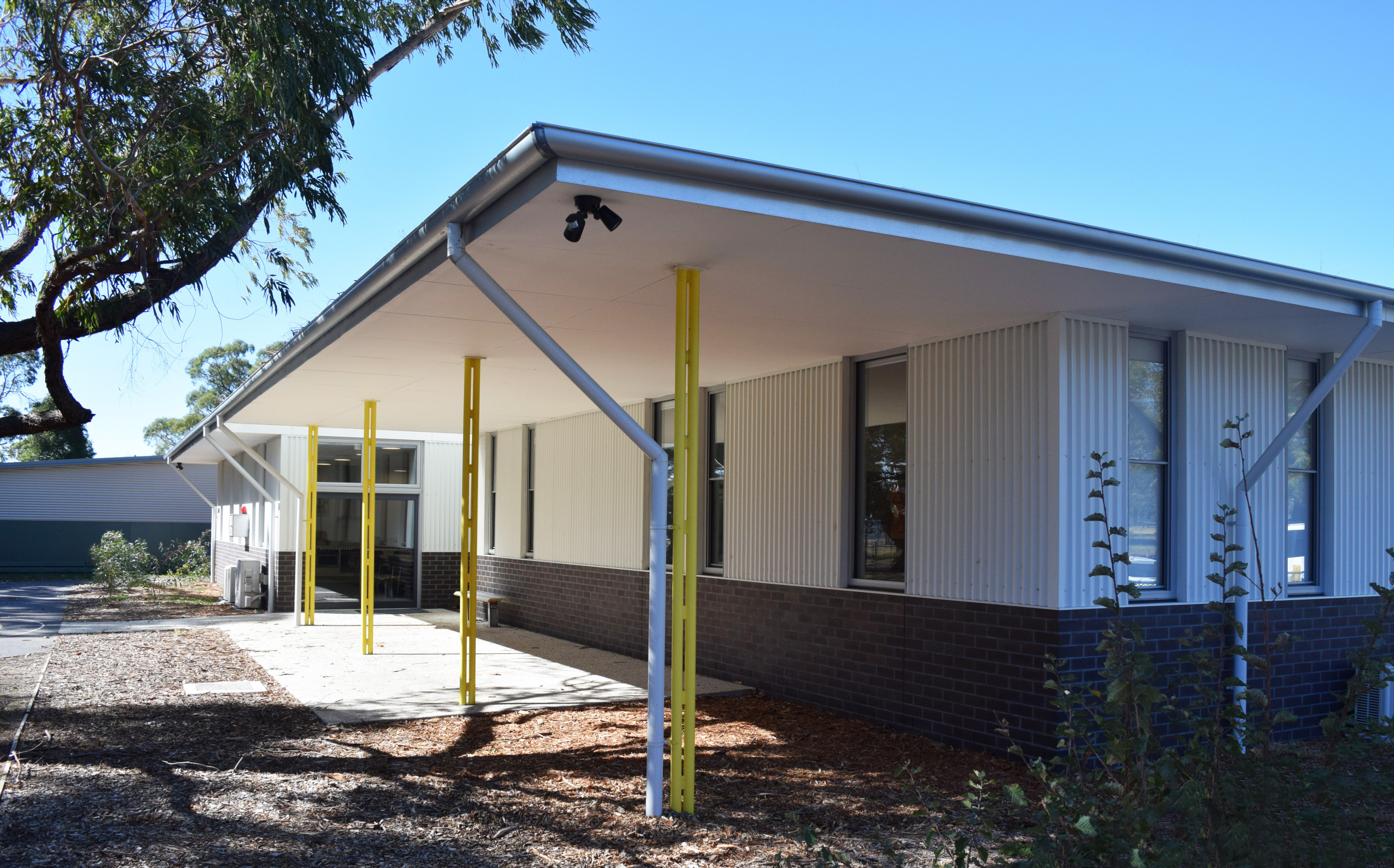 VSBA - MOOROODUC P.S  -  (with workshop arch.)