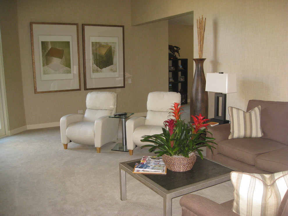 Example of a transitional home design design in Orange County
