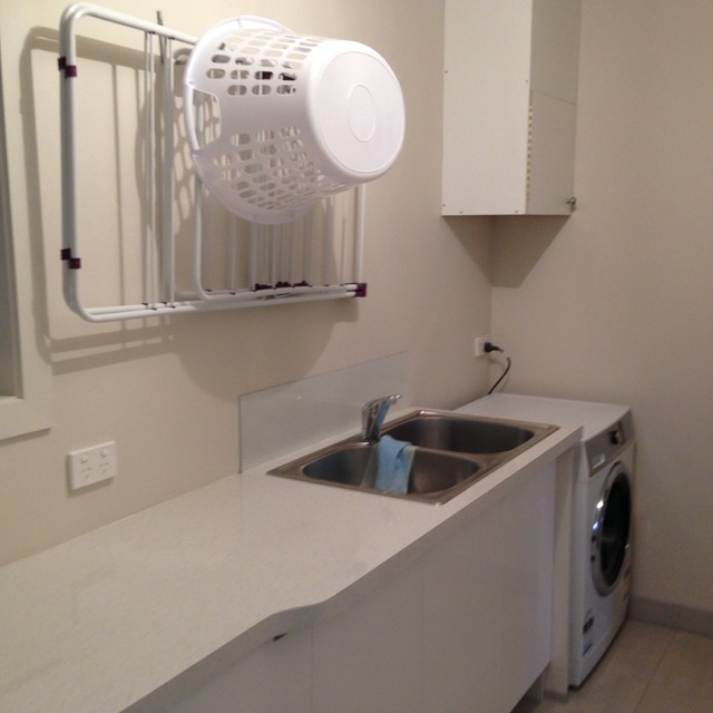 Short Term Holiday Rental Management & Maintenance contemporary-service-yard