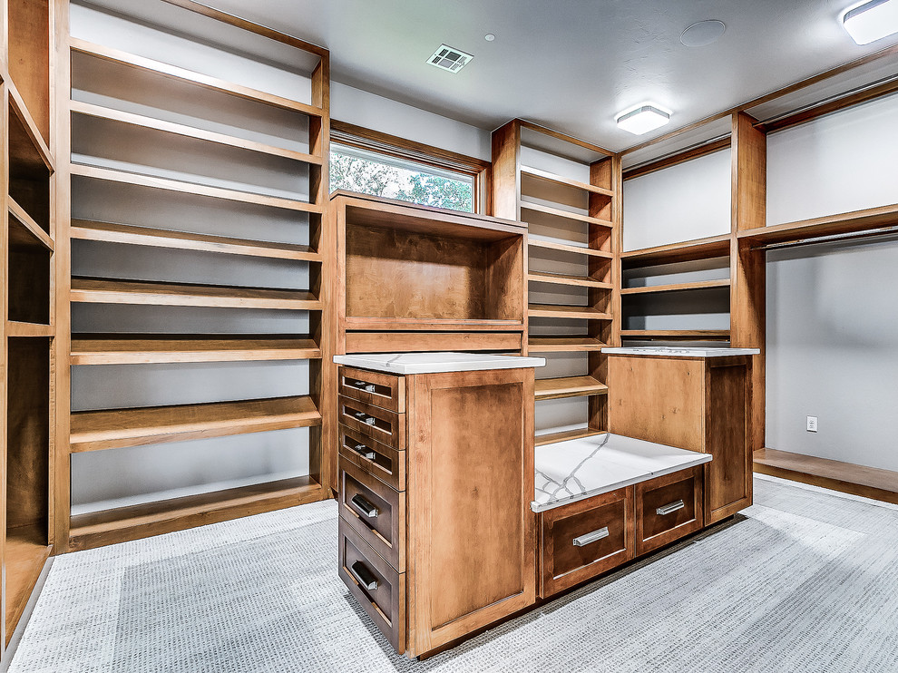 Design ideas for a transitional storage and wardrobe in Oklahoma City.