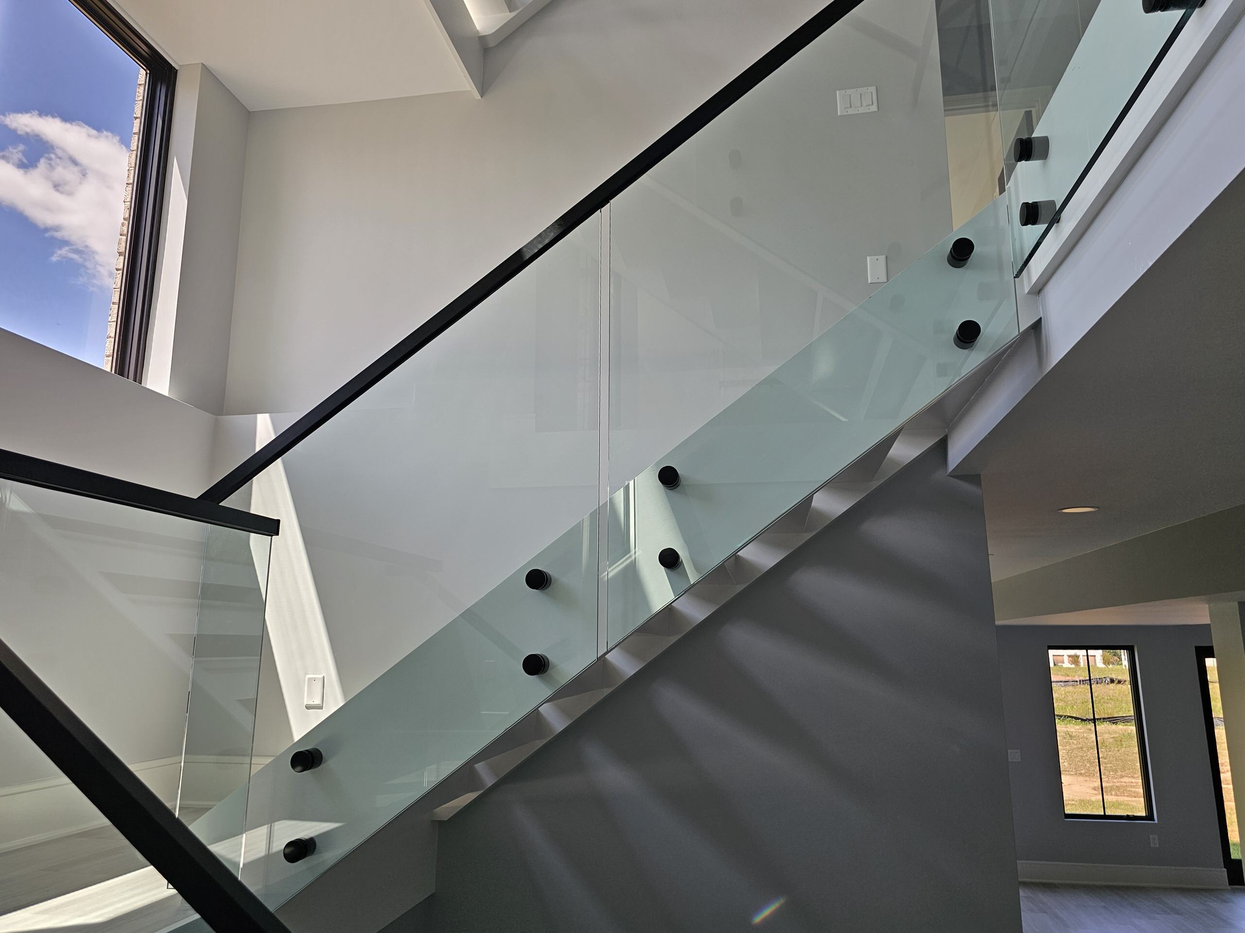 125_Modern Open Rise Stair with Glass Balustrade, Aldie, VA 20105