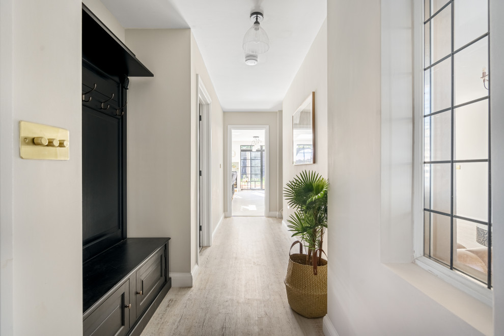 Wyncham Avenue Living Areas & Kitchen