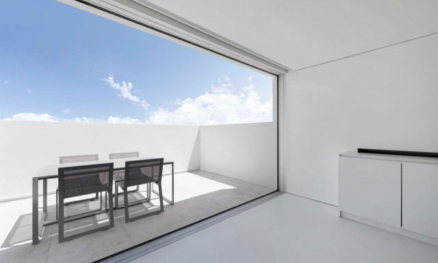 &Agrave;tic blanc minimalistisch-terrasse
