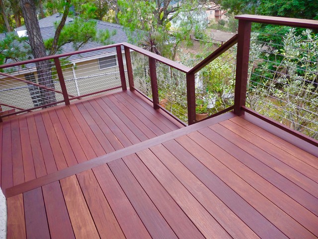 Composite PVC Projects estilo-craftsman-terraza-y-balcon