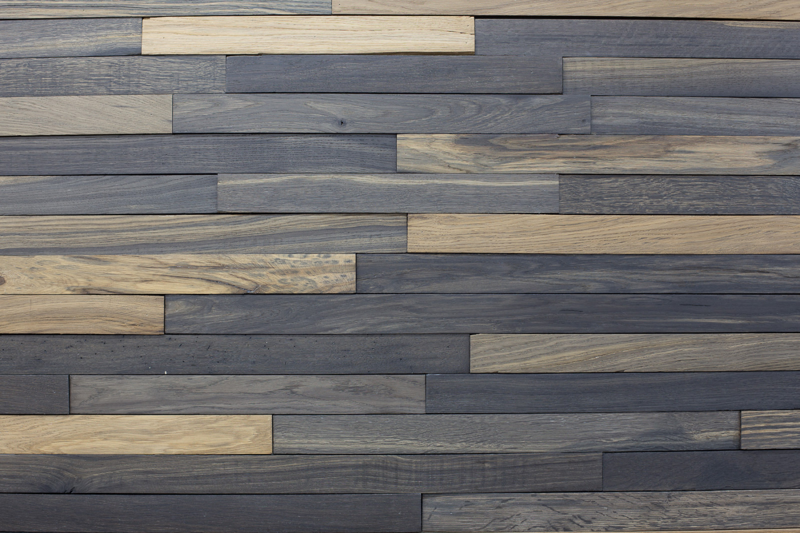 Деревянные панели (разноразмерные планки), массив мореного дуба