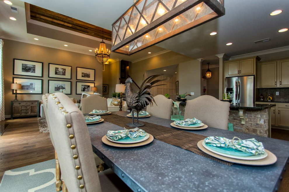Mountain style home design photo in Birmingham