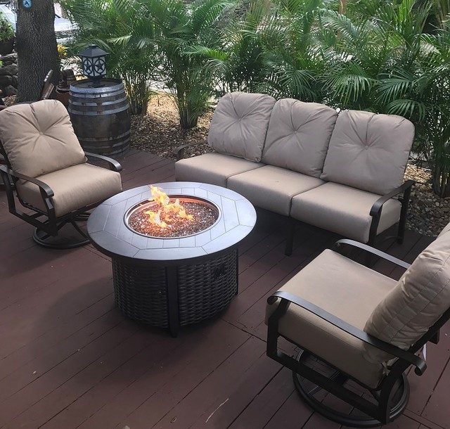 PATIO, POOL, DECK maritim-traedaeck