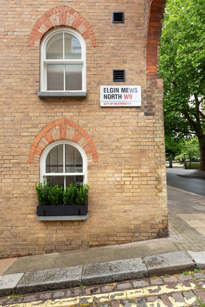 Elgin Mews