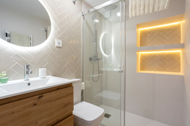 BA&Ntilde;O 2 mediterranean-bathroom