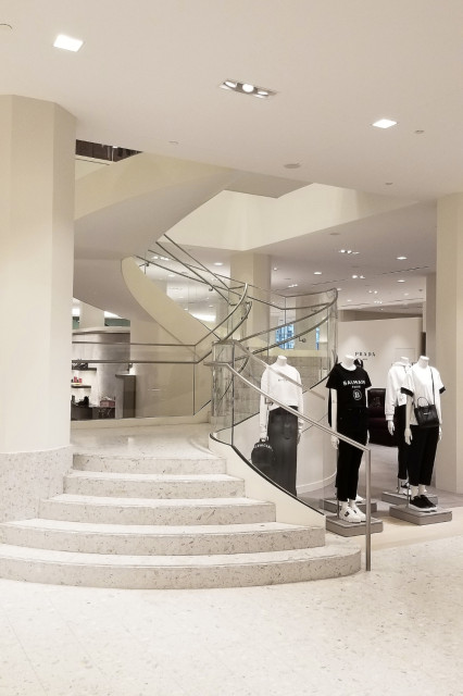 Holt Renfrew Staircase nyklassisk-trappe