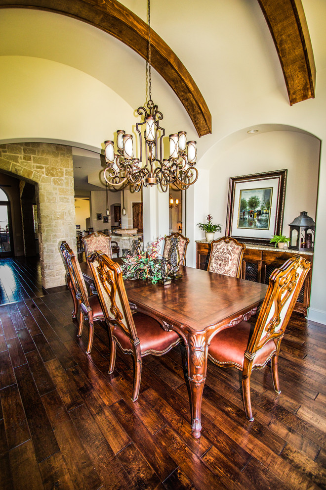 This is an example of a traditional dining room in Austin.