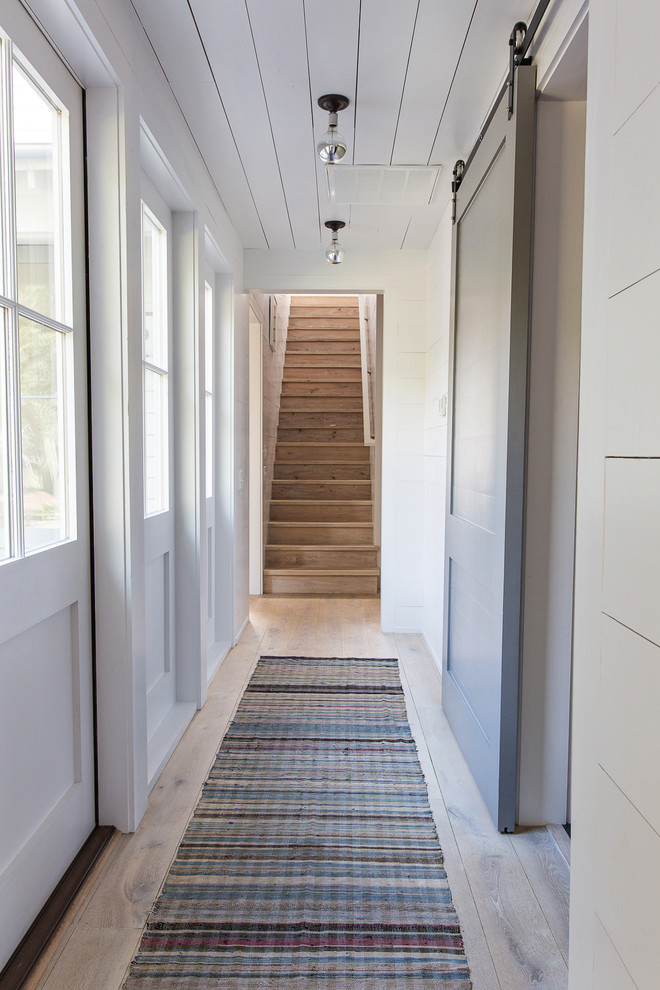 This is an example of a scandinavian hallway in Charleston.
