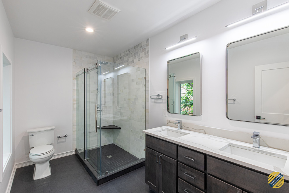 ワシントンD.C.にあるコンテンポラリースタイルのおしゃれな浴室の写真