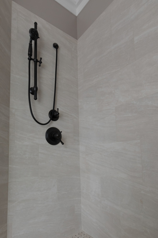 Master Bath - Morningpini