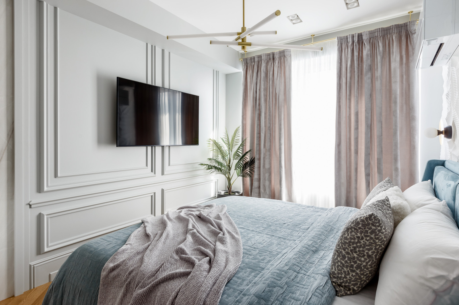 Реализованный дизайн проект квартиры в ЖК "Горный"