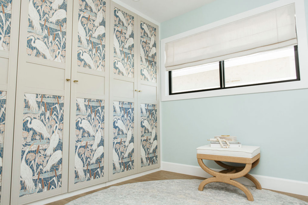 Inspiration for a transitional closet remodel in Orange County