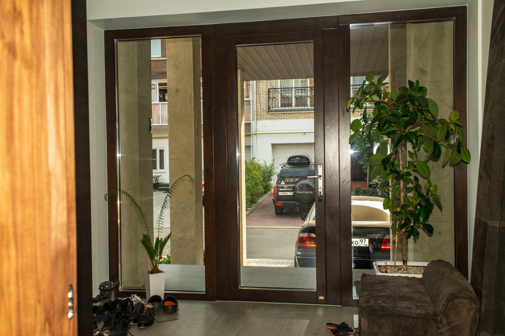 Современное остекление на Остафьевской (дерево-алюминиевые окна)