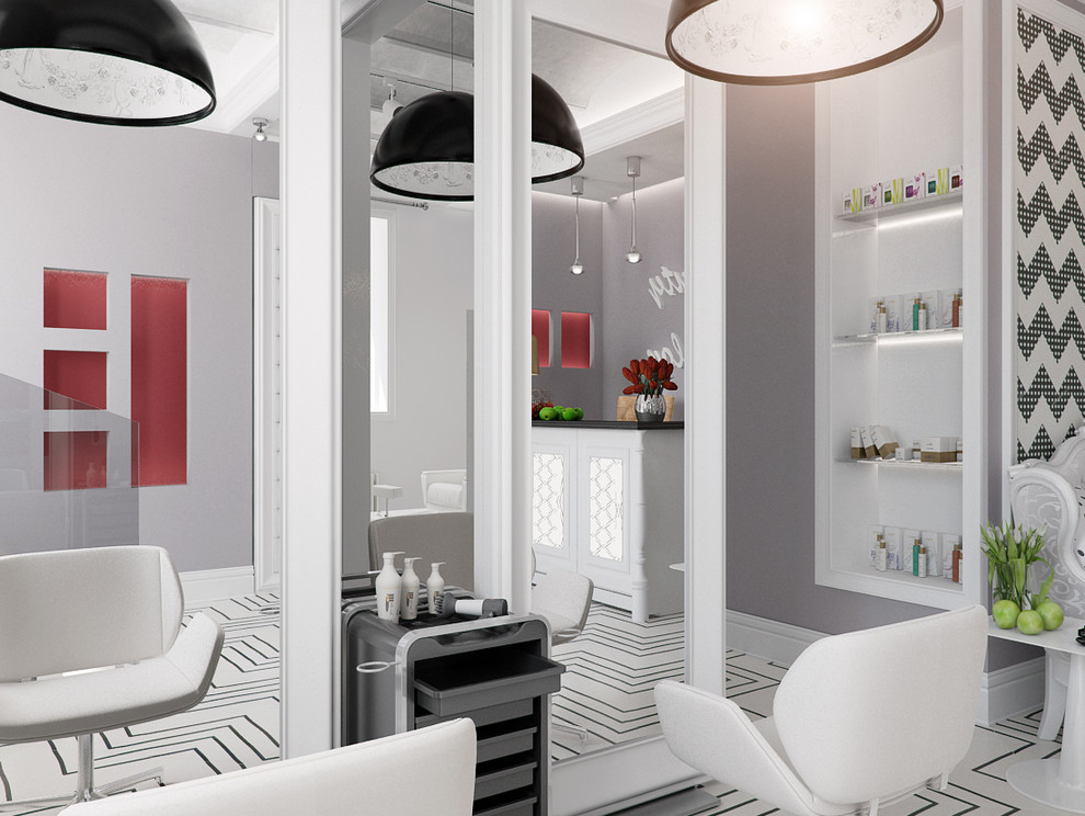 Салон Красоты с орнаментом застывшим на старых стенах