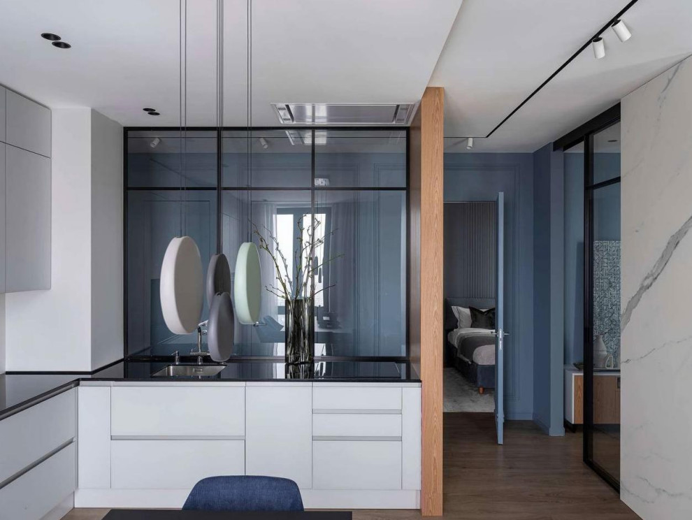 Дизайнерский ремонт студия 32 кв м