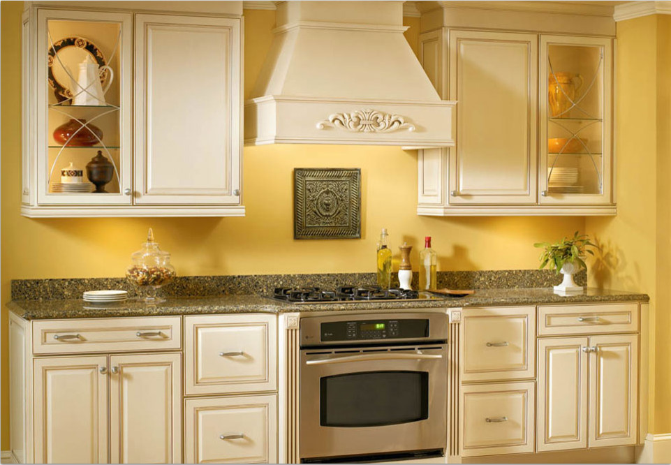 Kitchen - mid-sized contemporary kitchen idea