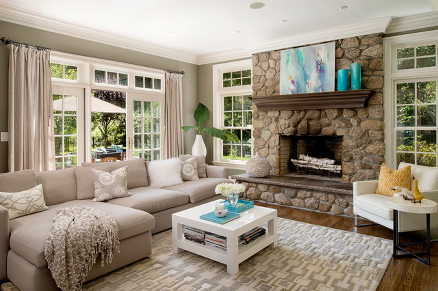 Staging traditional-living-room