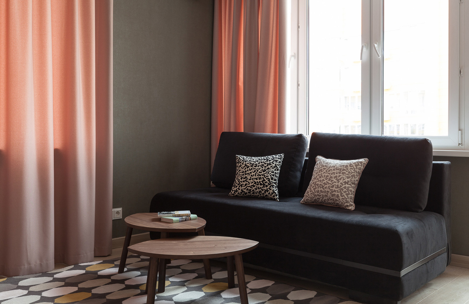 Трешка на 14-м этаже